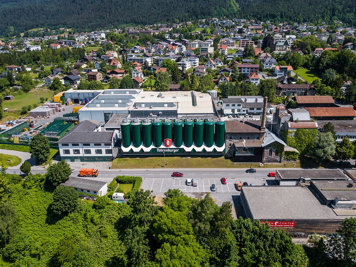 Die Grüne Brauerei Fohrenburg produziert seit Februar 2022 CO2-neutral. 