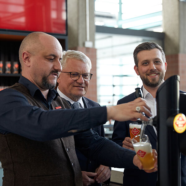 Linz ist wieder Braustadt: Linzer Brauerei eröffnet